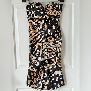 Elegant leopard print dress
